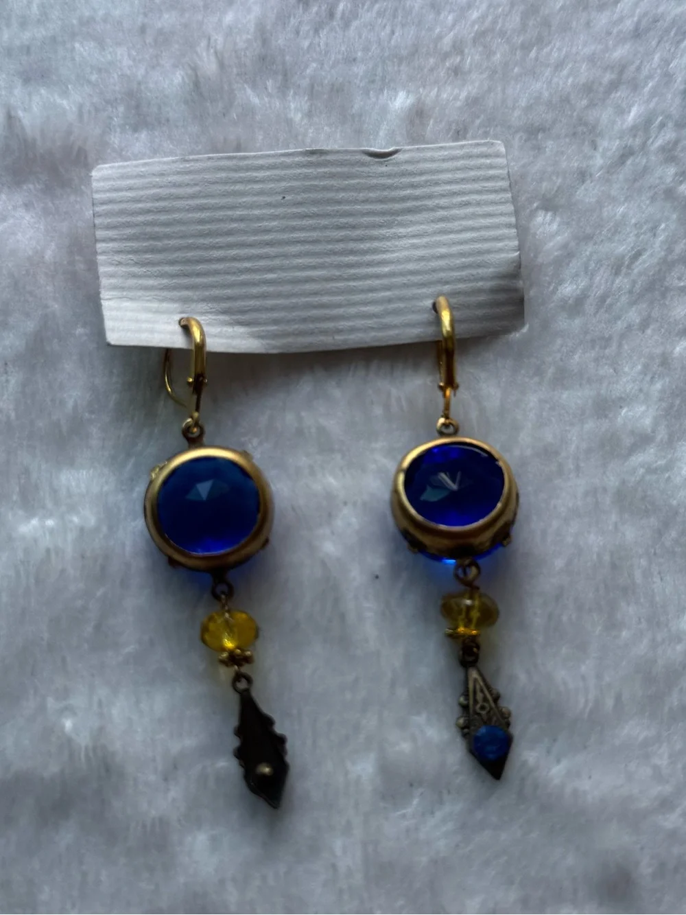 Blue crystal drop earrings - Picture 4 of 5